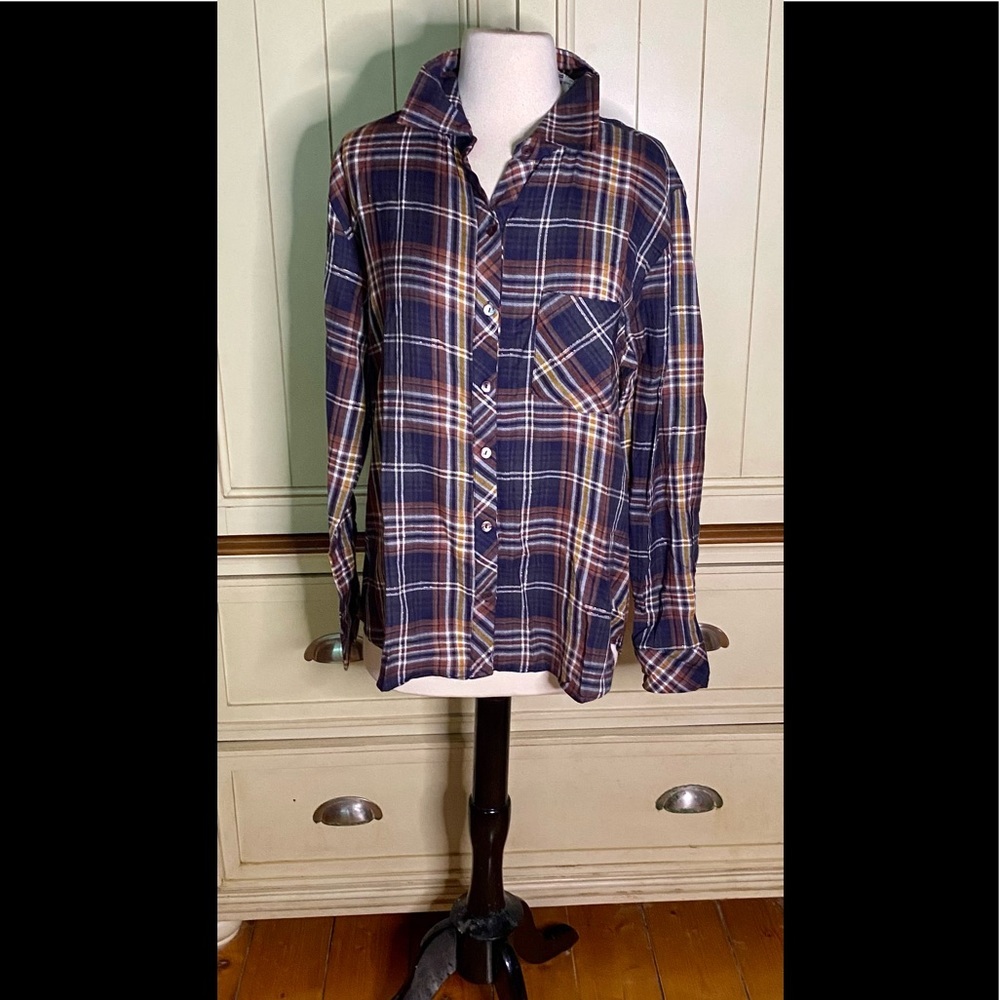 🌟Vacate The Label Flannel Shirt🌟 NWT